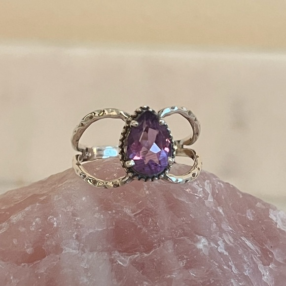 Jewelry - 925 STERLING SILVER RING